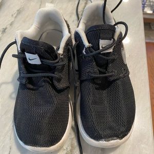 Toddler nikes